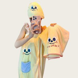 4 Pcs Cartoon Coral Fleece Bath Towel Set，Wearable Bath Towel